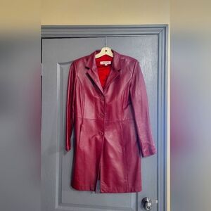 Vintage women's leather coat. The Olde Hide House. Cdn Made
